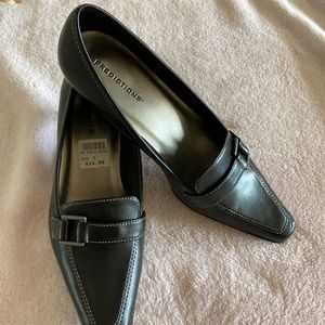 Womens shoes